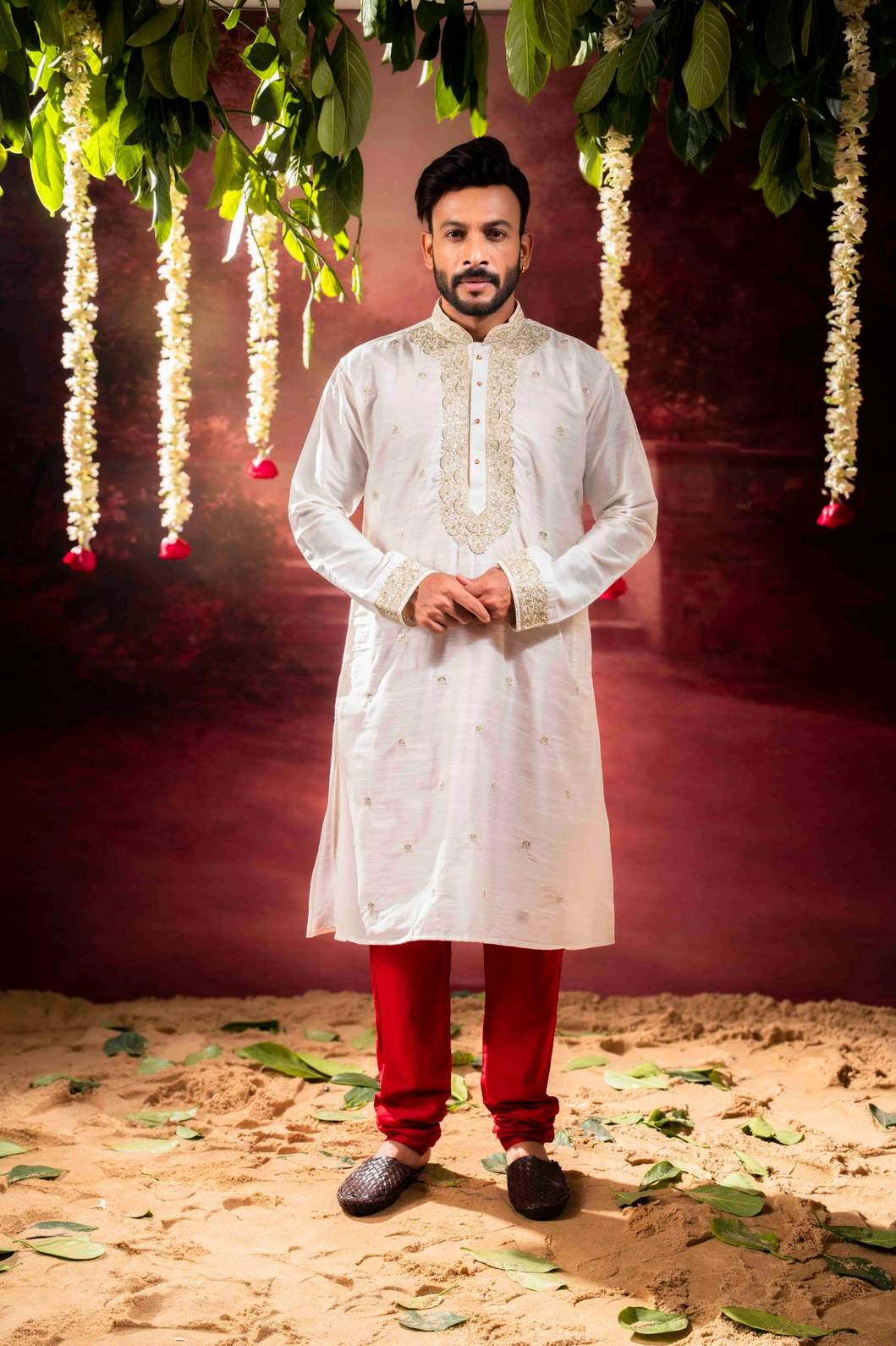 Men’s Classic Raw Silk Kurta Pyjama Set 