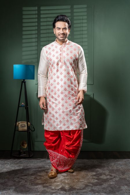 MEN’S  Jacket Kurta Set – Stylish Party & Wedding Wear “Modern charm with a traditional touch."