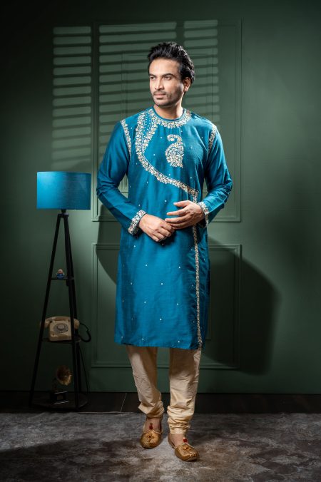 Men’s Round Neck Raw Silk Kurta Pajama Set